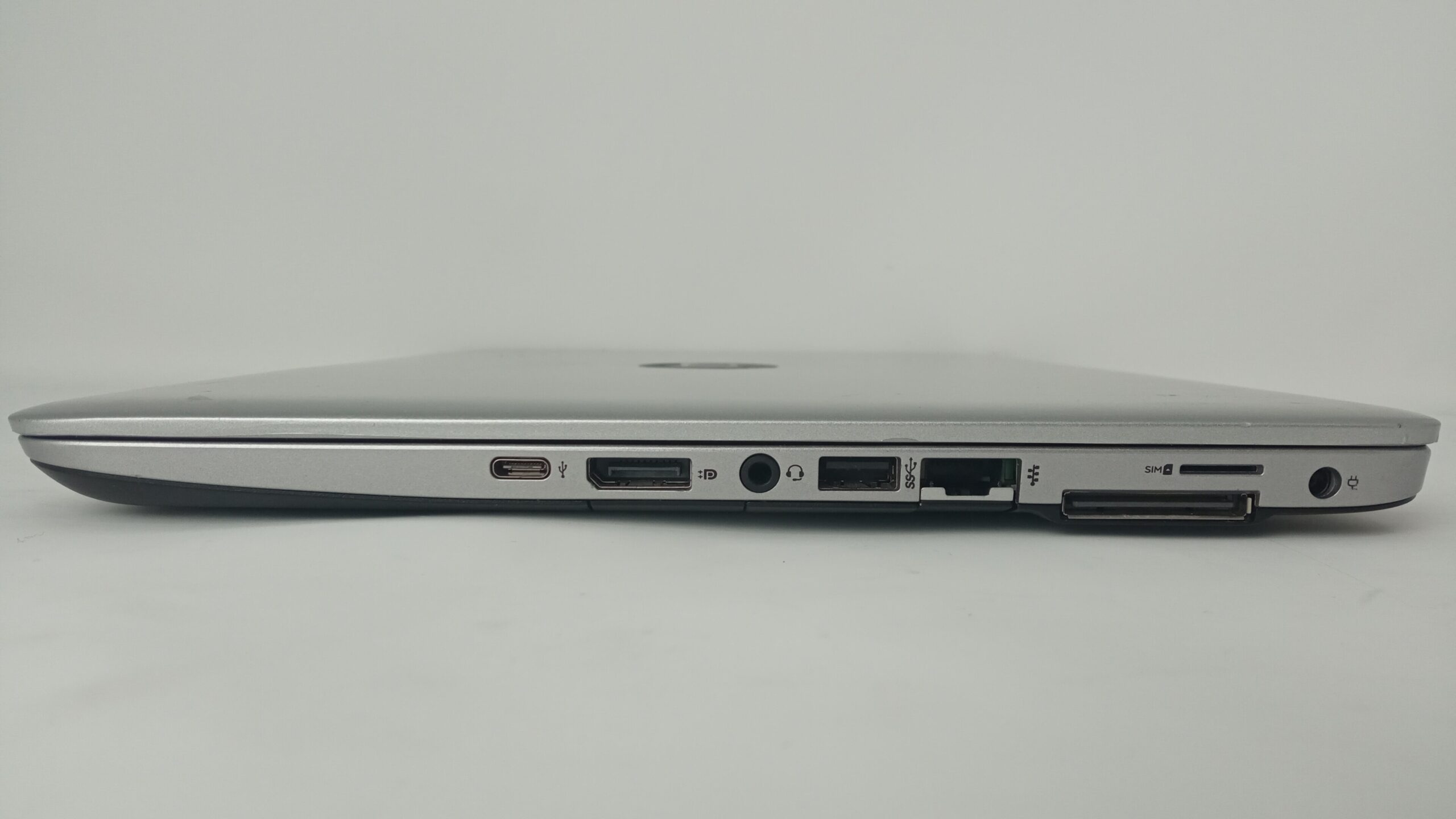 HP EliteBook 745 G3 14in Laptop — AMD PRO A10-8700B R6, 4GB RAM, 128GB SSD 5 HP EliteBook 745 G3 14in Laptop — AMD PRO A10-8700B R6, 4GB RAM, 128GB SSD - Image 5