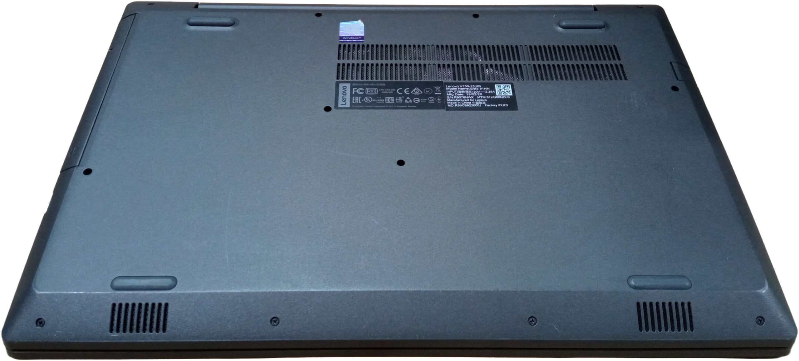 Lenovo V130-15IKB 15.6in Laptop — Intel Core i5-8250U, 4GB RAM, 128GB SSD 3 Lenovo V130-15IKB 15.6in Laptop — Intel Core i5-8250U, 4GB RAM, 128GB SSD - Image 3