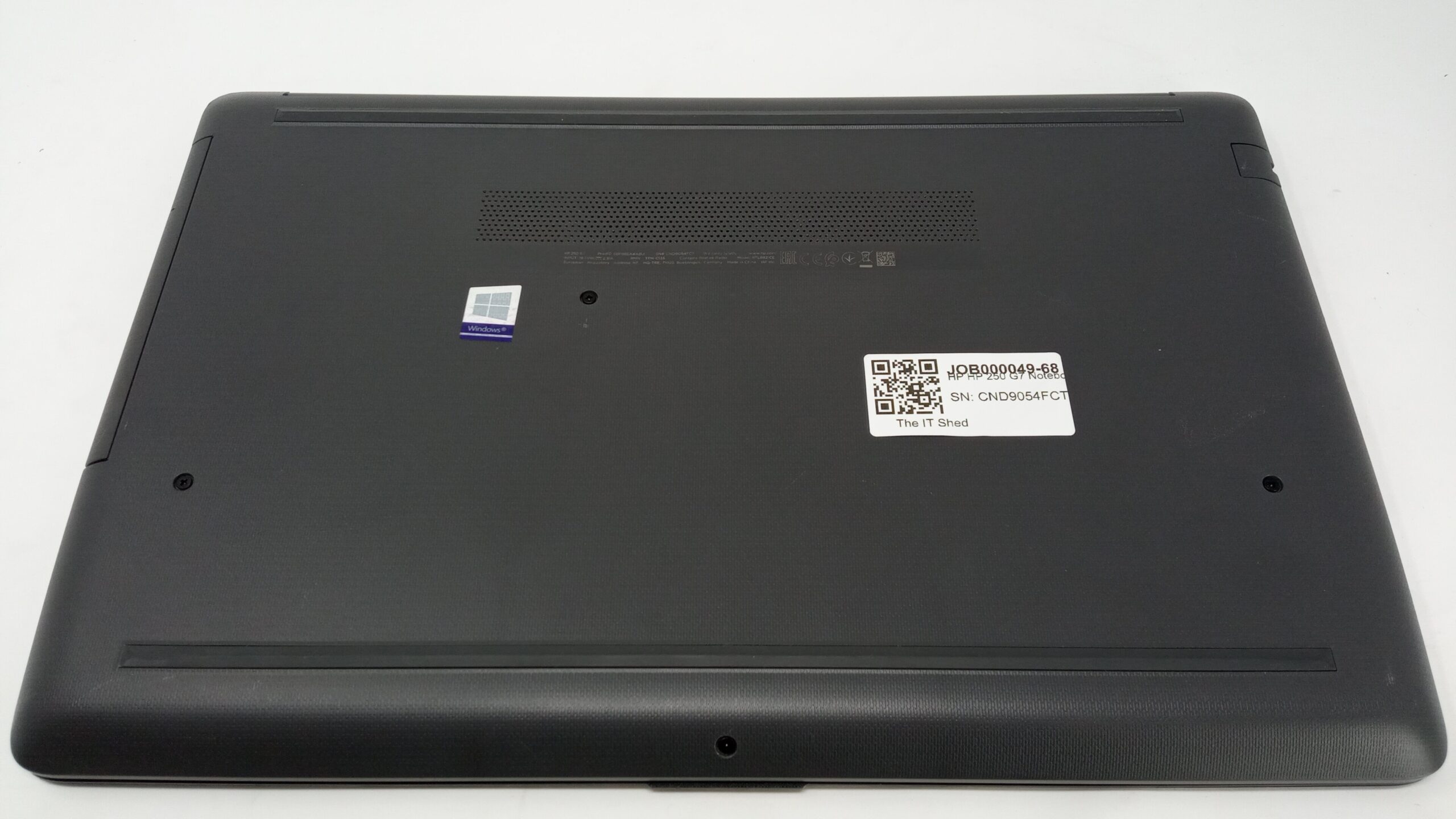 HP 250 G7 Laptop — Intel Core i7-8565U, 8GB RAM, 256GB SSD 3 HP 250 G7 Laptop — Intel Core i7-8565U, 8GB RAM, 256GB SSD - Image 3